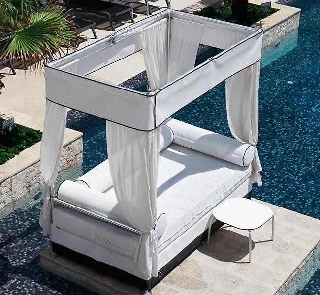 Hotel E-Motions & Beach Club Playa del Carmen